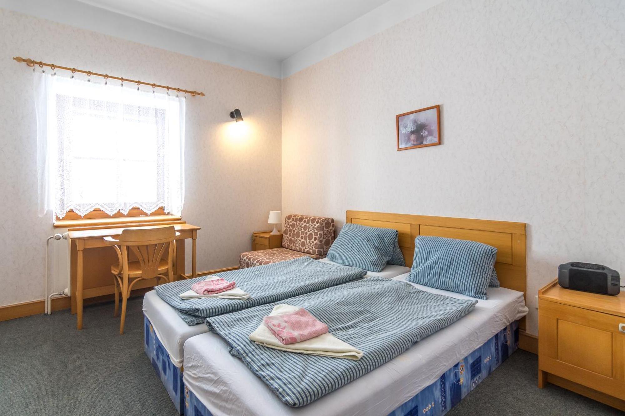 Mala Rennerovka Hotel Strazne Luaran gambar