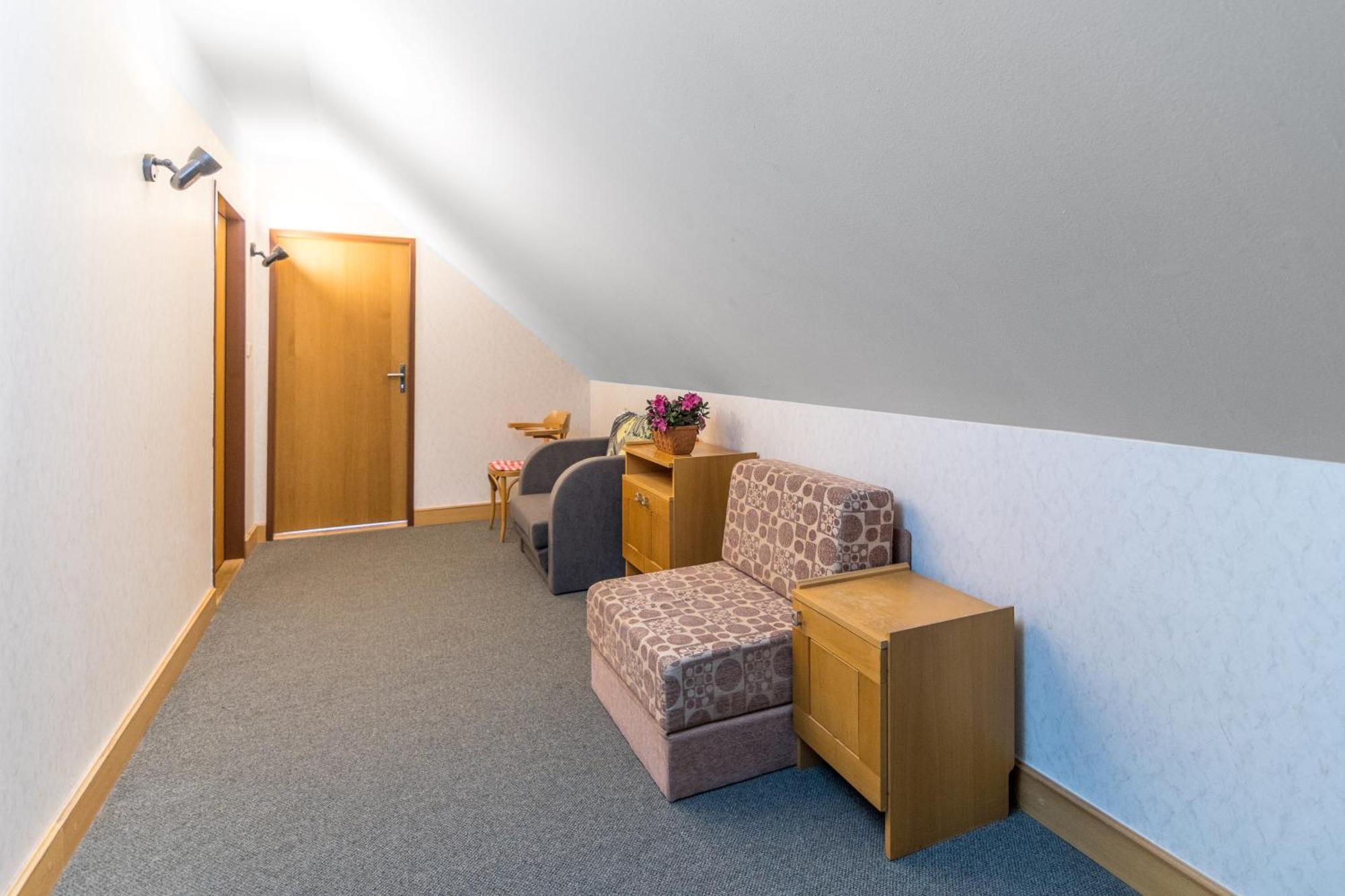 Mala Rennerovka Hotel Strazne Luaran gambar